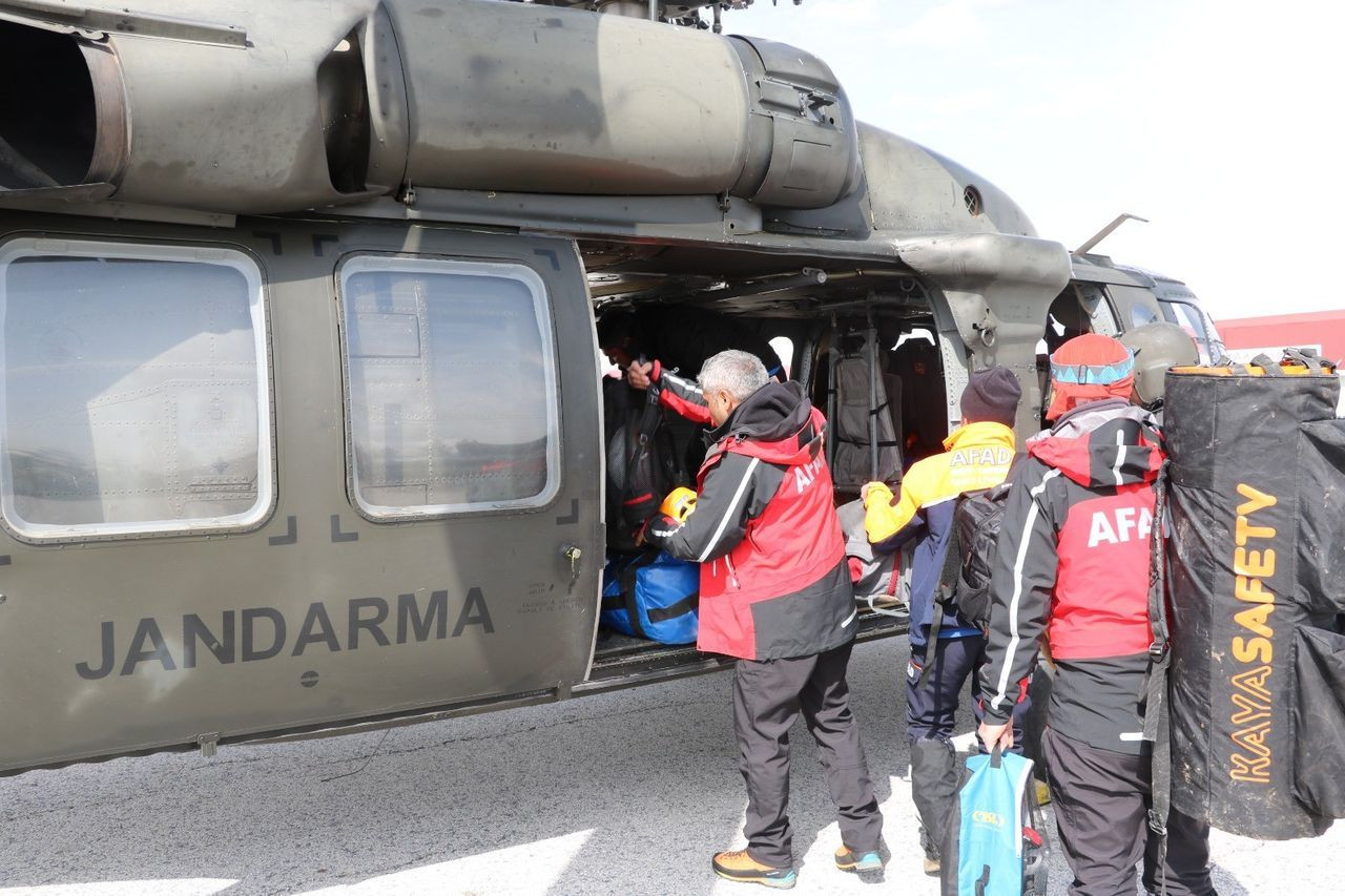 İtalyan turist kayarken çığ altında kaldı - Sayfa 11