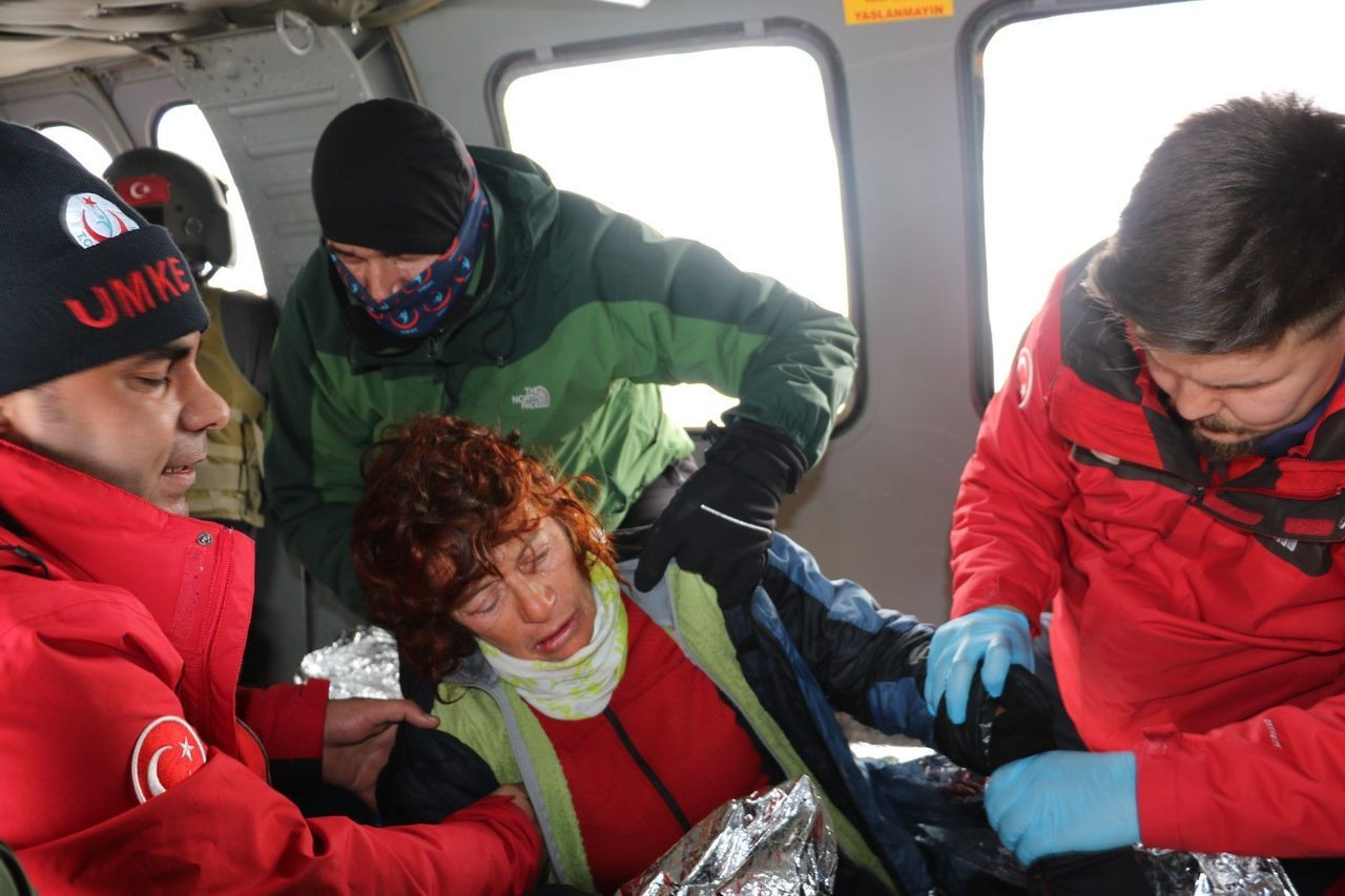 İtalyan turist kayarken çığ altında kaldı - Sayfa 19