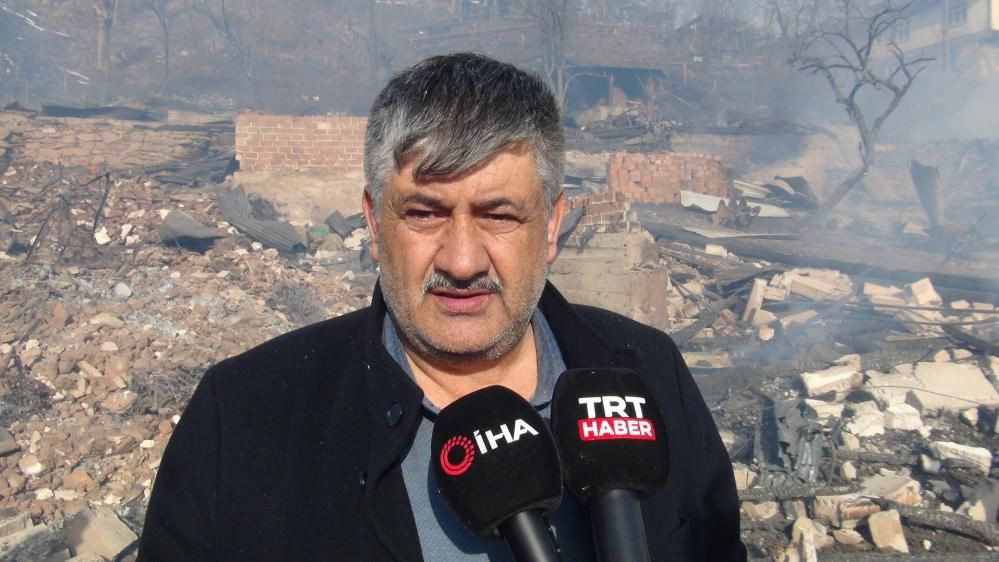 Kastamonu'da bir köy alevlere teslim oldu: Ev ve ahırlar küle döndü, çok sayıda hayvan telef oldu! - Sayfa 7
