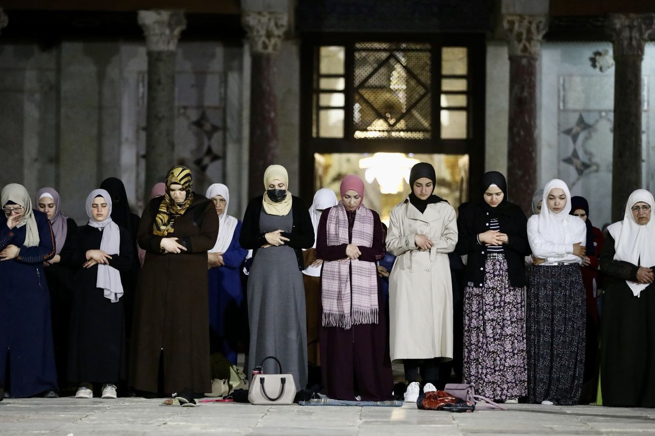 Mescid-i Aksa'da ilk Teravih namazı kılındı - Sayfa 10