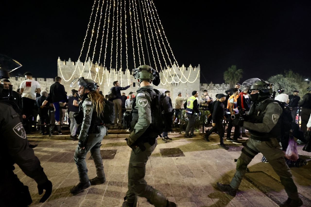 İsrail güçlerinden Doğu Kudüs'ün Şam Kapısı'nda toplanan Filistinlilere müdahale - Sayfa 5