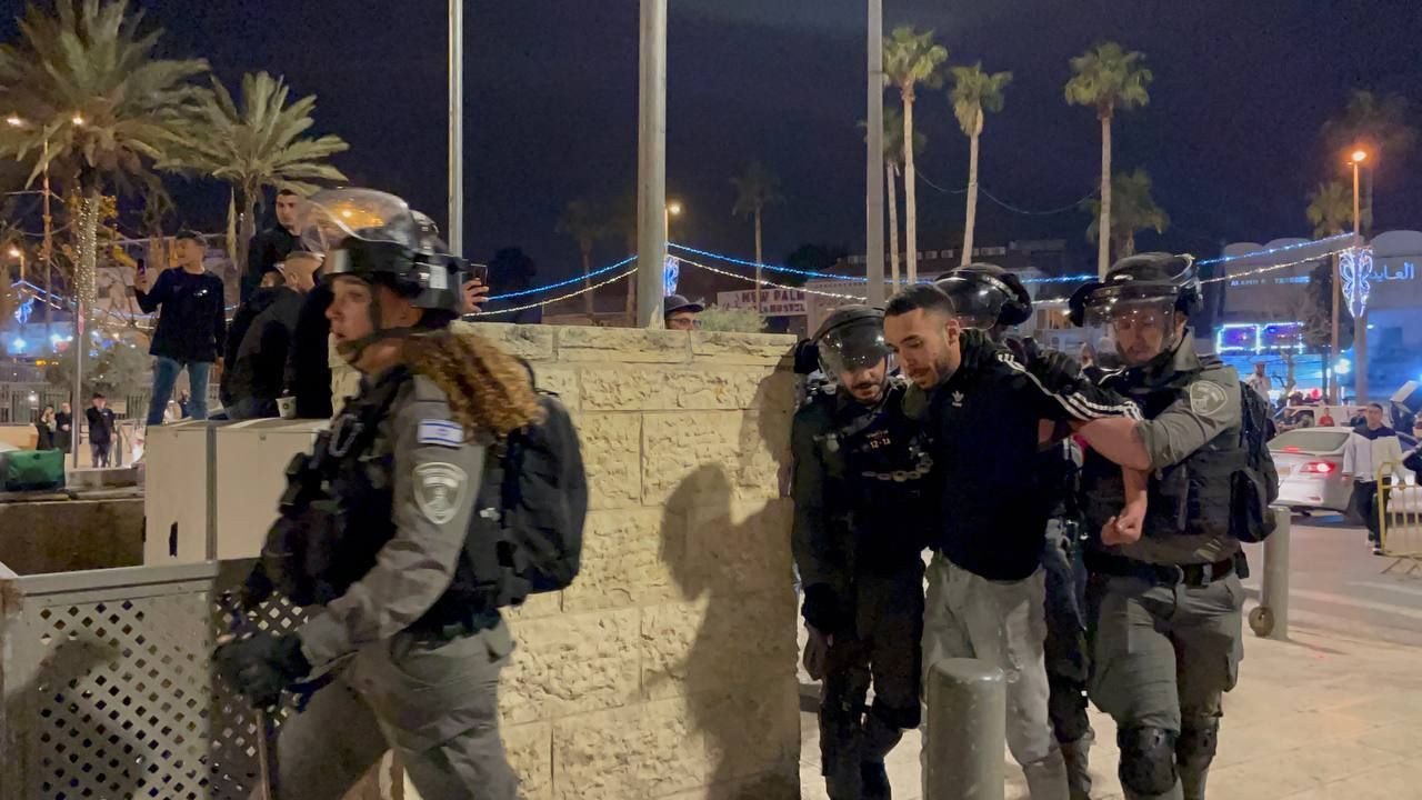 İsrail güçlerinden Doğu Kudüs'ün Şam Kapısı'nda toplanan Filistinlilere müdahale - Sayfa 10