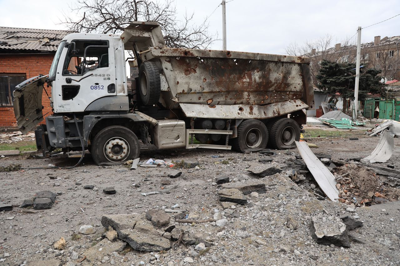 Mariupol'de bir ayda 210'u çocuk 5 bin kişi öldü - Sayfa 7