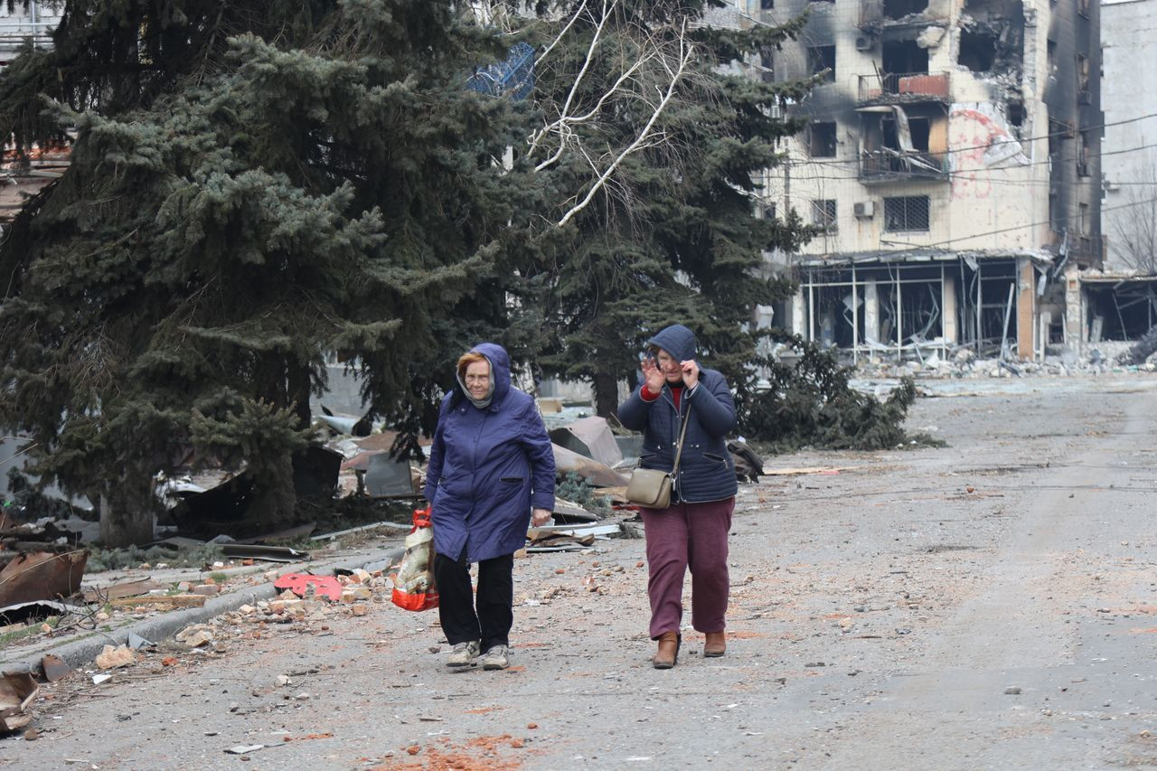 Mariupol'de bir ayda 210'u çocuk 5 bin kişi öldü - Sayfa 14