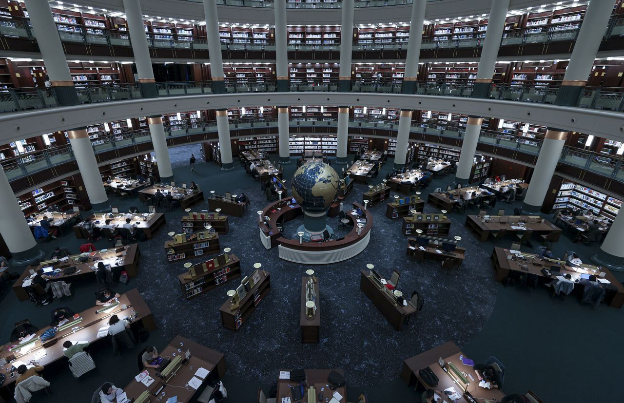 Cumhurbaşkanlığı Millet Kütüphanesi sahurda da öğrencilerin akınına uğruyor - Sayfa 15