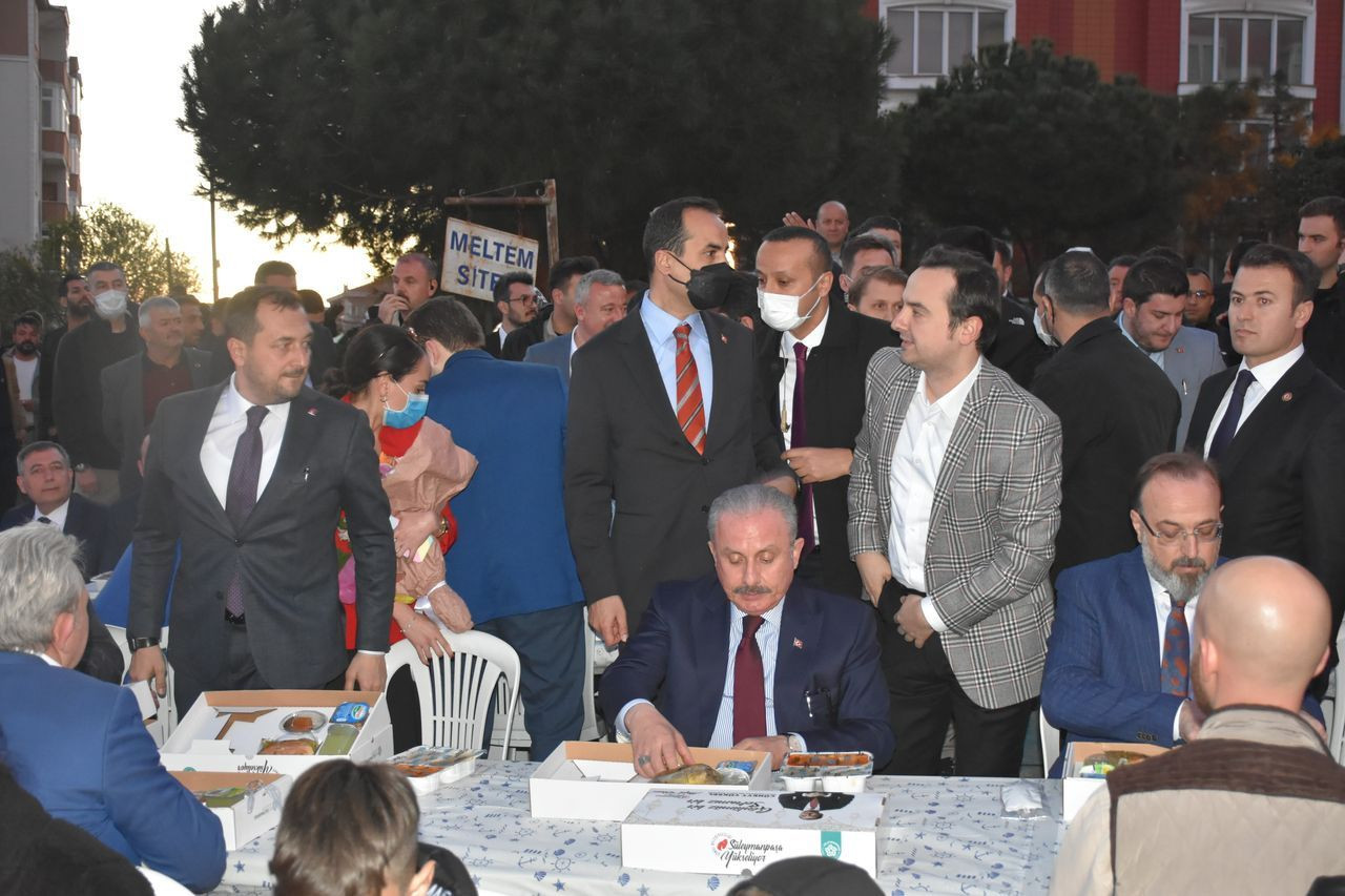 Tekirdağ'da 5 bin kişi aynı iftar sofrasında buluştu - Sayfa 13