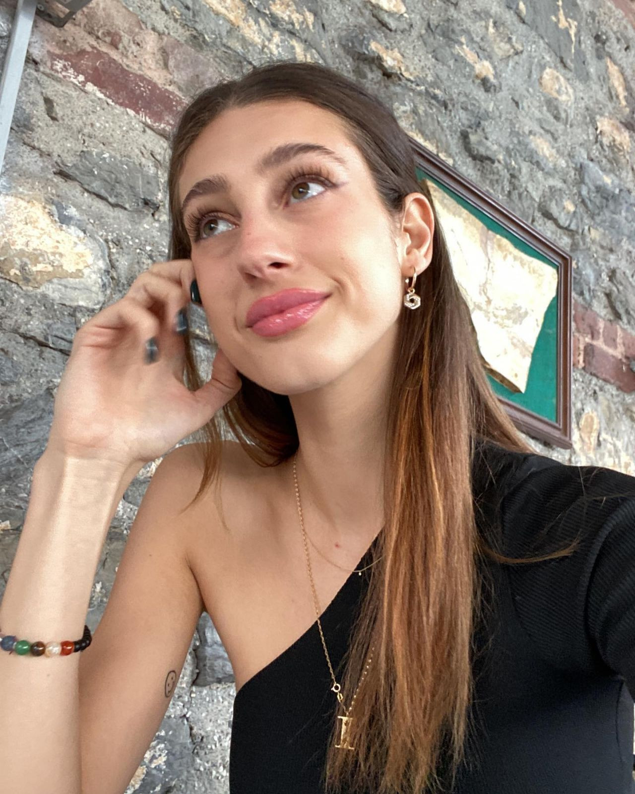 Bir dönem Acun Ilıcalı ile aşk yaşadığı iddia edilen genç model Itır Esen estetik harikası çıktı - Sayfa 29