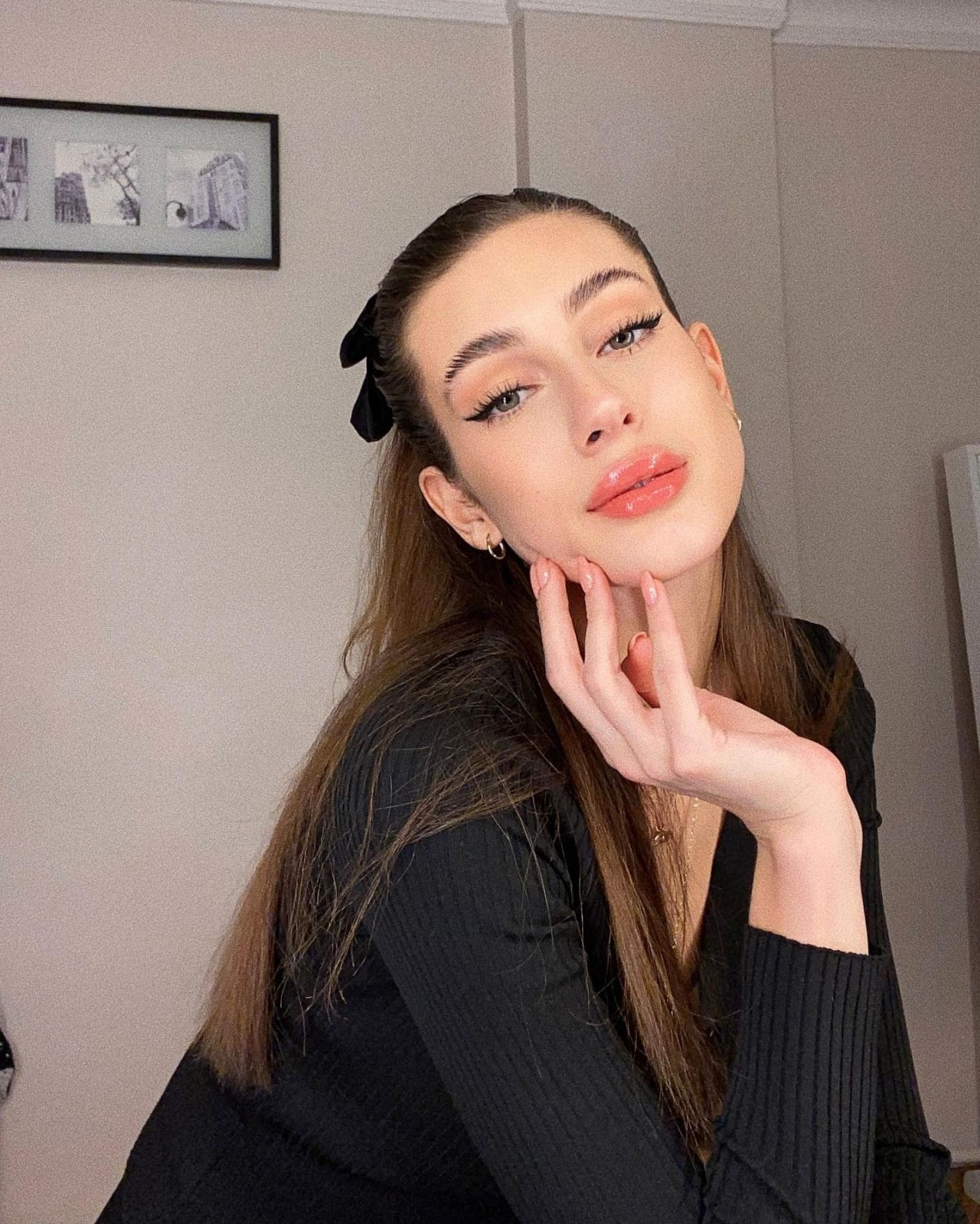 Bir dönem Acun Ilıcalı ile aşk yaşadığı iddia edilen genç model Itır Esen estetik harikası çıktı - Sayfa 25