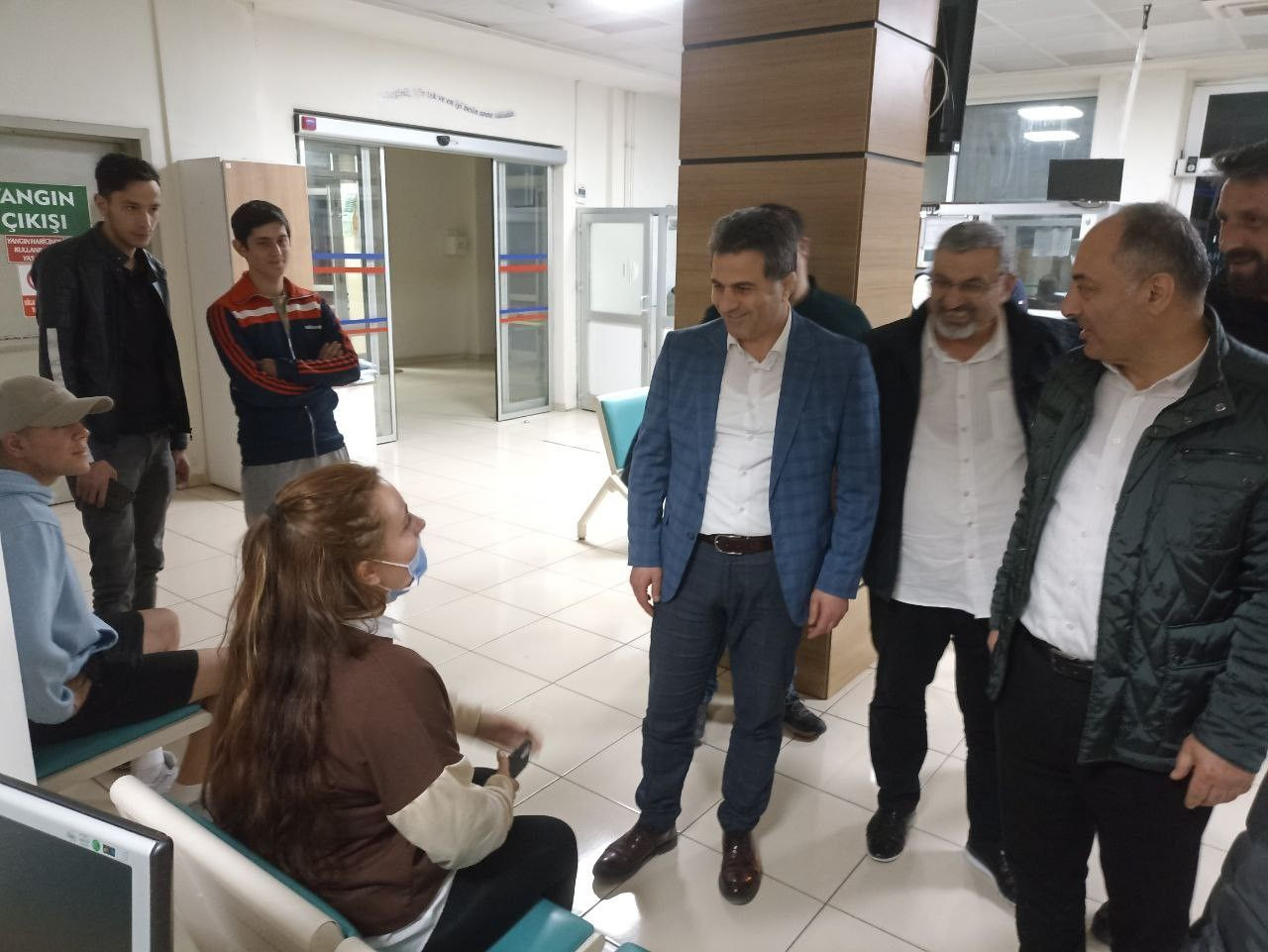 Artvin’de şiddetli rüzgar çatıları uçurdu! - Sayfa 10