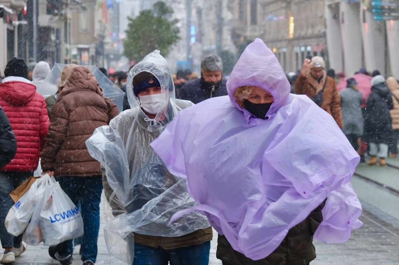 Nisanda kar alarmı: Meteoroloji saat vererek uyardı! Pek çok ilde sağanak ve kar bekleniyor! - Sayfa 6