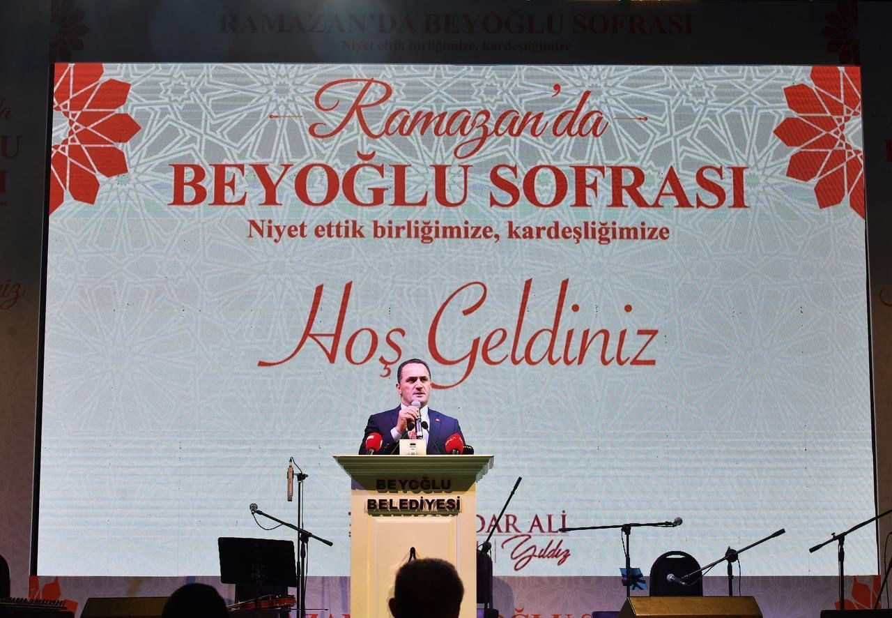 TBMM Başkanı Şentop 'Beyoğlu Sofrası'na katıldı: Oruç bir cennet tebessümüdür - Sayfa 5