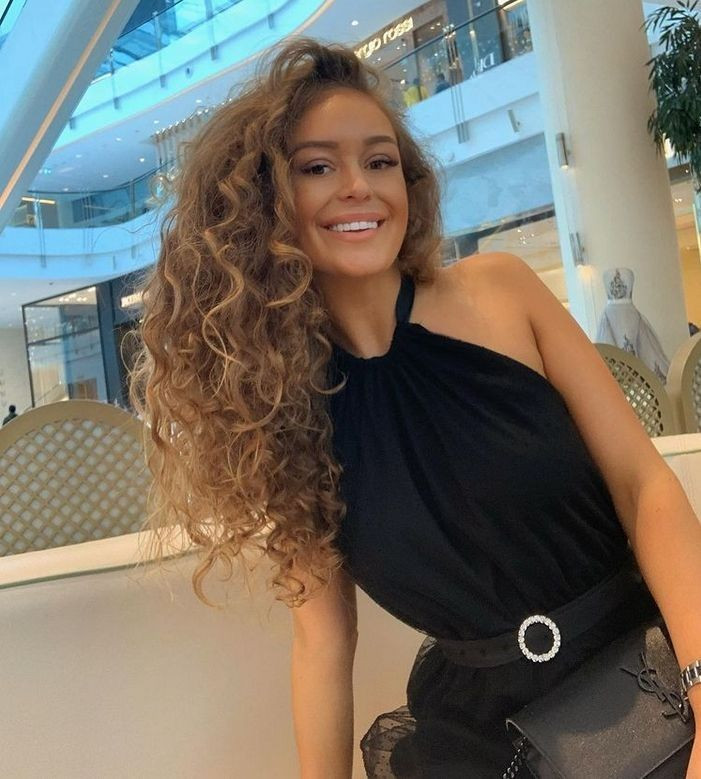 Ferdi Kadıoğlu'nun Sevgilisinin Derbi Sonrası Paylaşımı Mest Etti - Sayfa 11