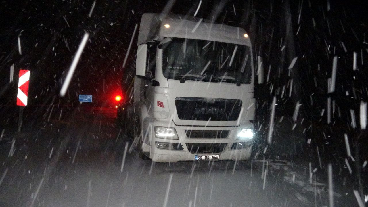 Nisan ayında birçok il kar yağışına teslim oldu - Sayfa 11