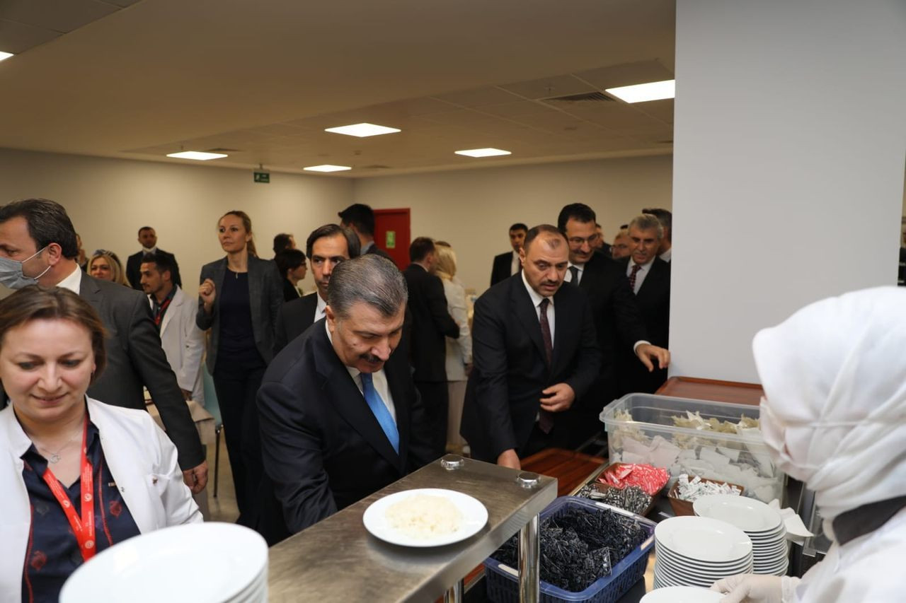 Bakan Fahrettin Koca, Sakarya'da sağlık çalışanlarıyla iftar yaptı - Sayfa 5