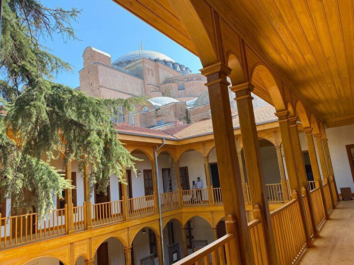 Açılışını Cumhurbaşkanı Erdoğan yapacak: 86 yıl sonra ihya edilen Ayasofya Fatih Medresesi bugün açılıyor! - Sayfa 13