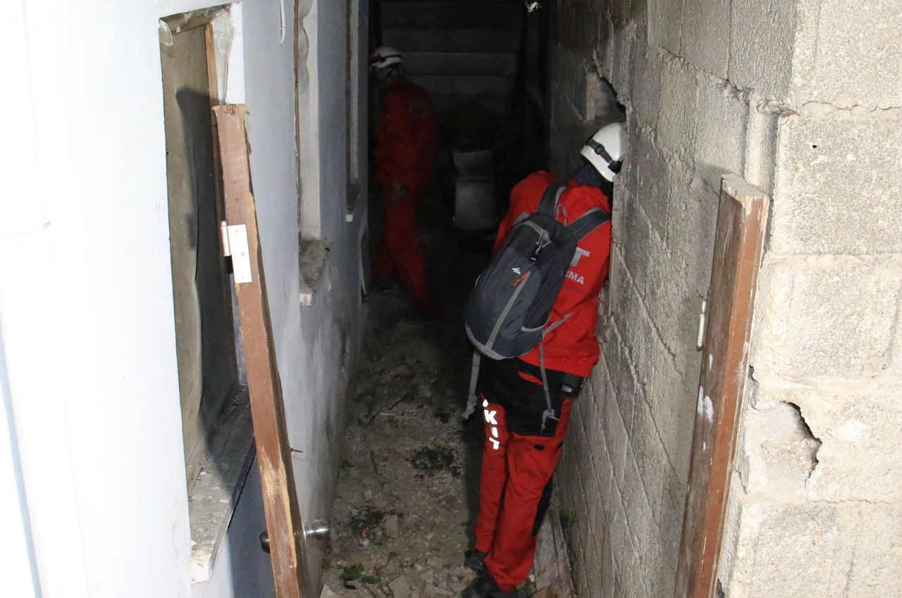 Mersin'de 8 yaşındaki kız kayboldu! 200 kişilik arama ekibi harekete geçti - Sayfa 7