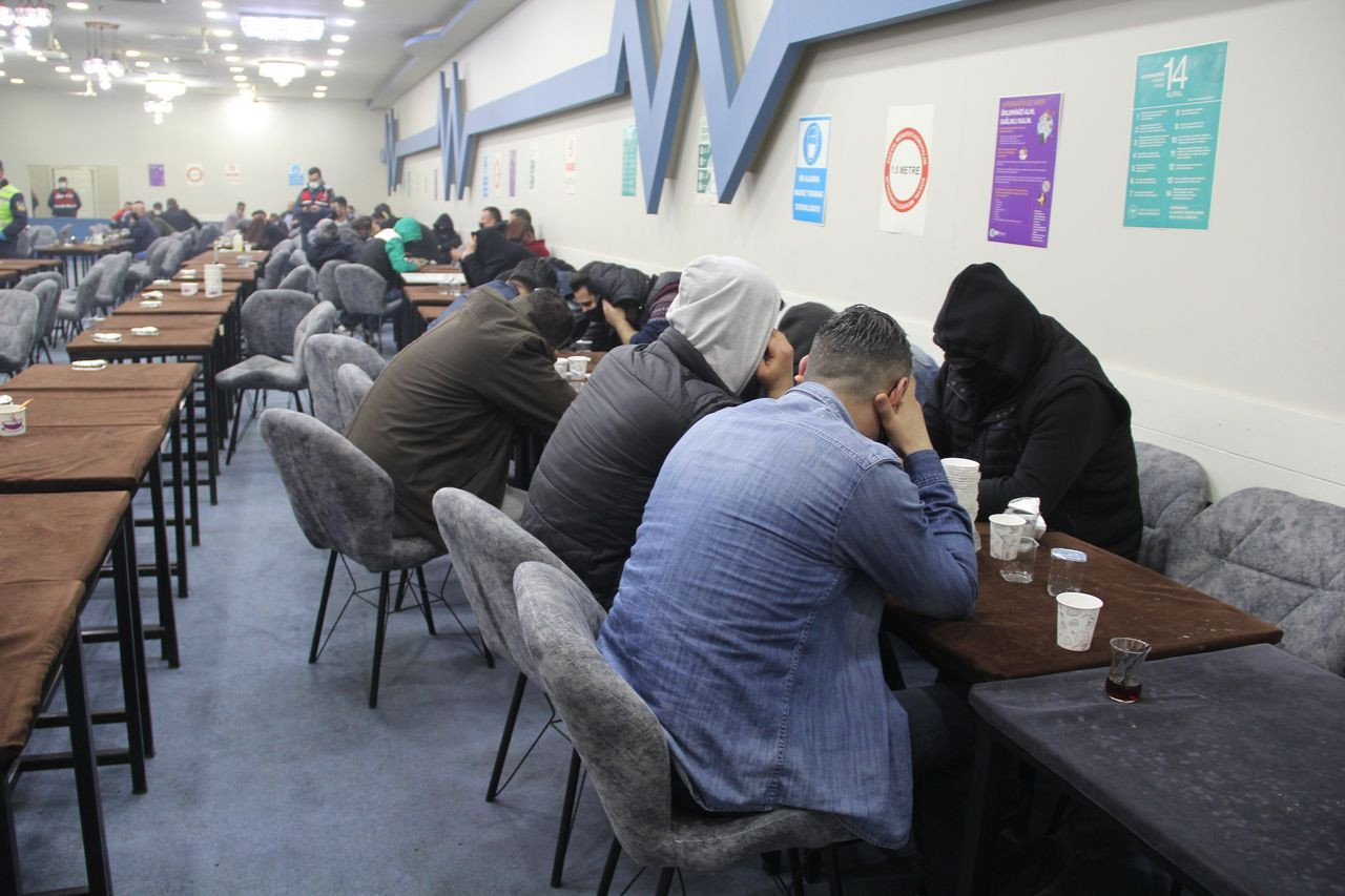 Sözde sendikaya kumar baskınında asit detayı! - Sayfa 14