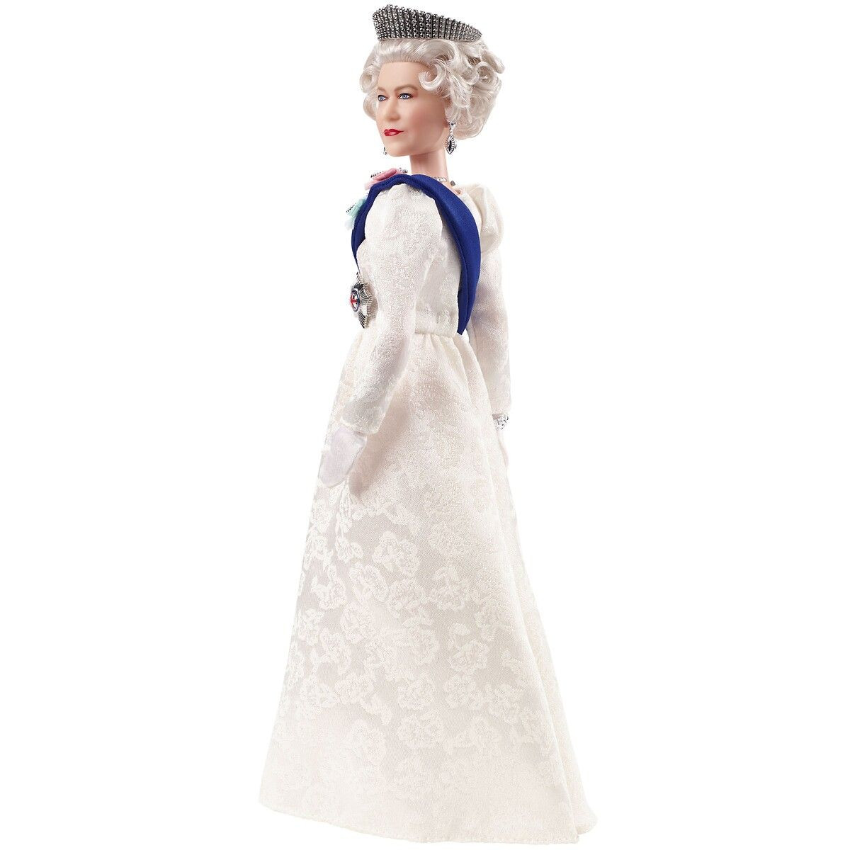 70 yıldır tahtta olan Kraliçe II. Elizabeth'in Barbie bebeği üretildi - Sayfa 5