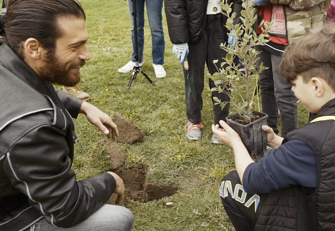 Can Yaman'dan alkış toplayan hareket... İtalya'da çocuklar için yardım derneği kurdu - Sayfa 5