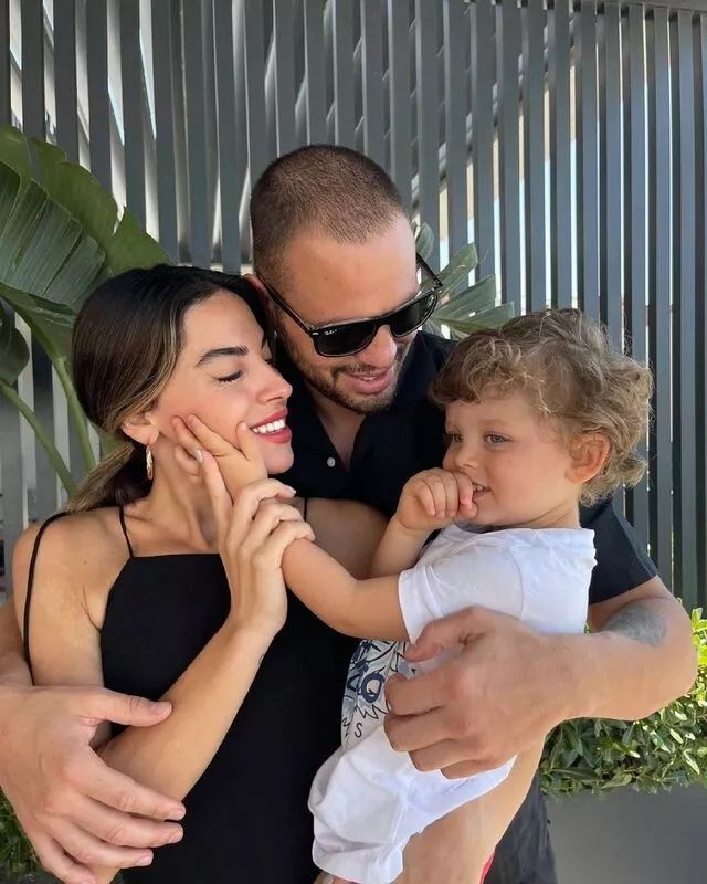 Survivor Atakan Arslan'ın Eşi Serap Korkmaz Mini Şortuyla Yaktı Kavurdu! Avatar Atakan Görmesin! - Sayfa 9