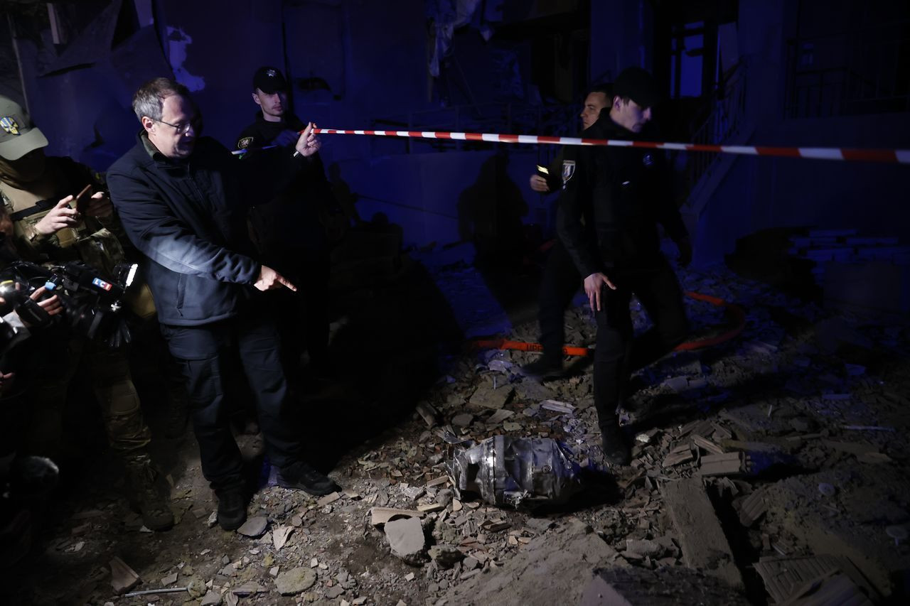 Rusya, Kiev'i bombaladı! Saldırı bölgesinden ilk görüntüler geldi - Sayfa 19