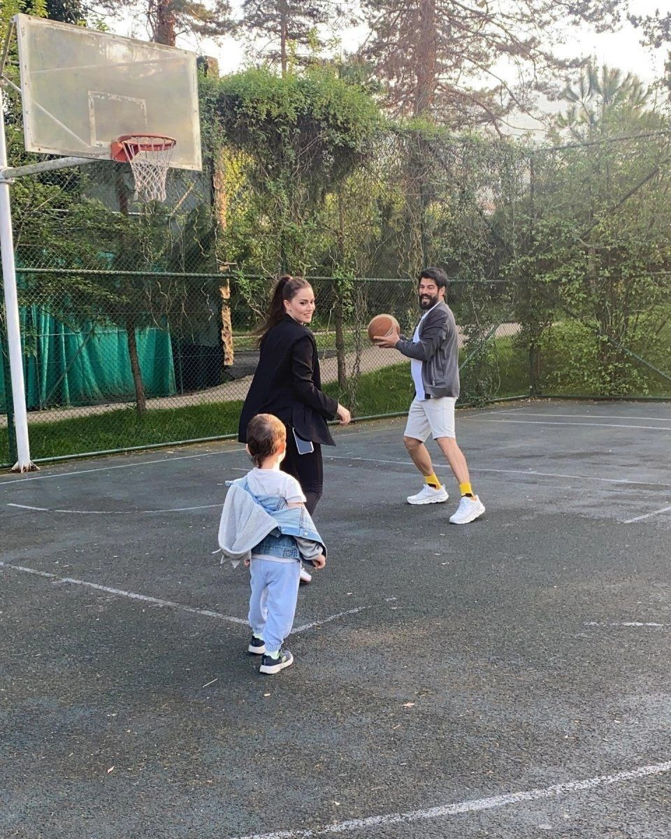 Alparslan Büyük Selçuklu'nun Güzel Başrolü Fahriye Evcen Eşi Burak Özçivit'le Basket Oynadı! - Sayfa 8