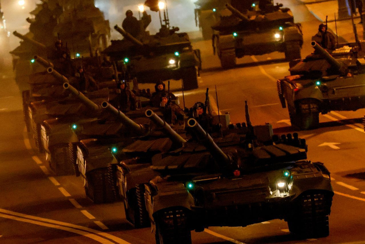 Rusya'dan gövde gösterisi provası! Rus askeri araçları, Tarihi Kızıl Meydan’da - Sayfa 5