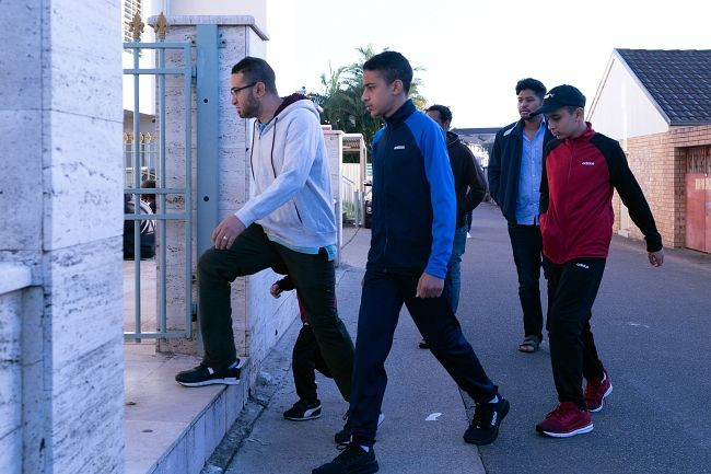 Avustralya'nın Sidney kentindeki Müslümanlar bayram namazı için camiye akın etti - Sayfa 10