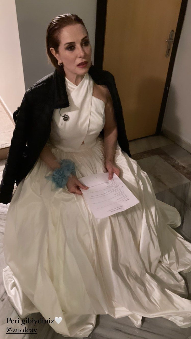 Açıkhava'da konser veren Zuhal Olcay güzelliğiyle göz kamaştırdı - Sayfa 7