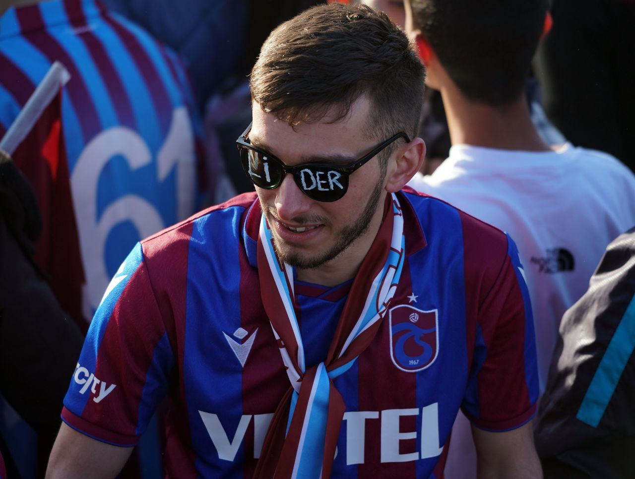 Trabzonspor, şampiyonluğu İstanbul’da kutladı! Yenikapı doldu taştı - Sayfa 5