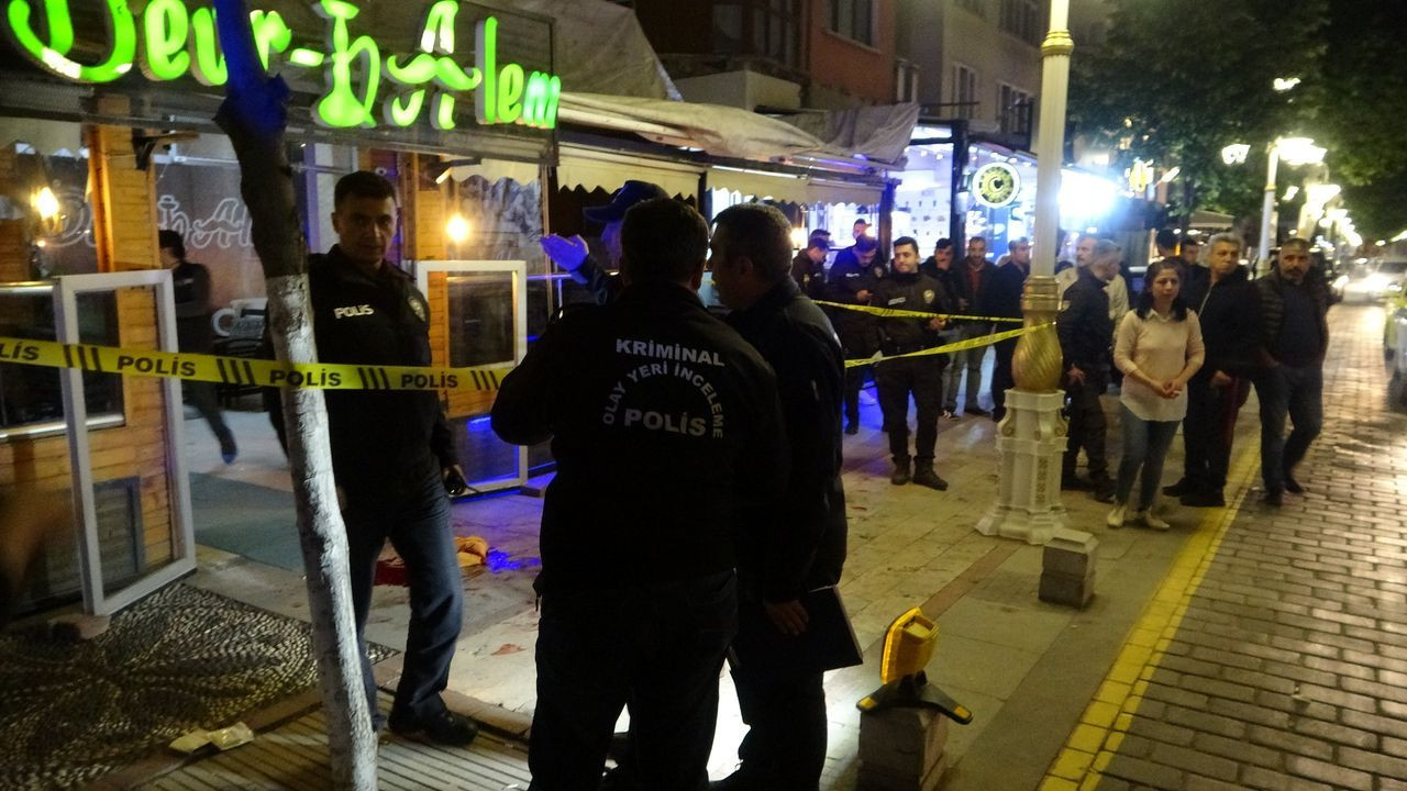 Kafeye kanlı baskın! İşletme sahibine, karısı ve kızının gözü önünde dehşeti yaşattılar - Sayfa 7