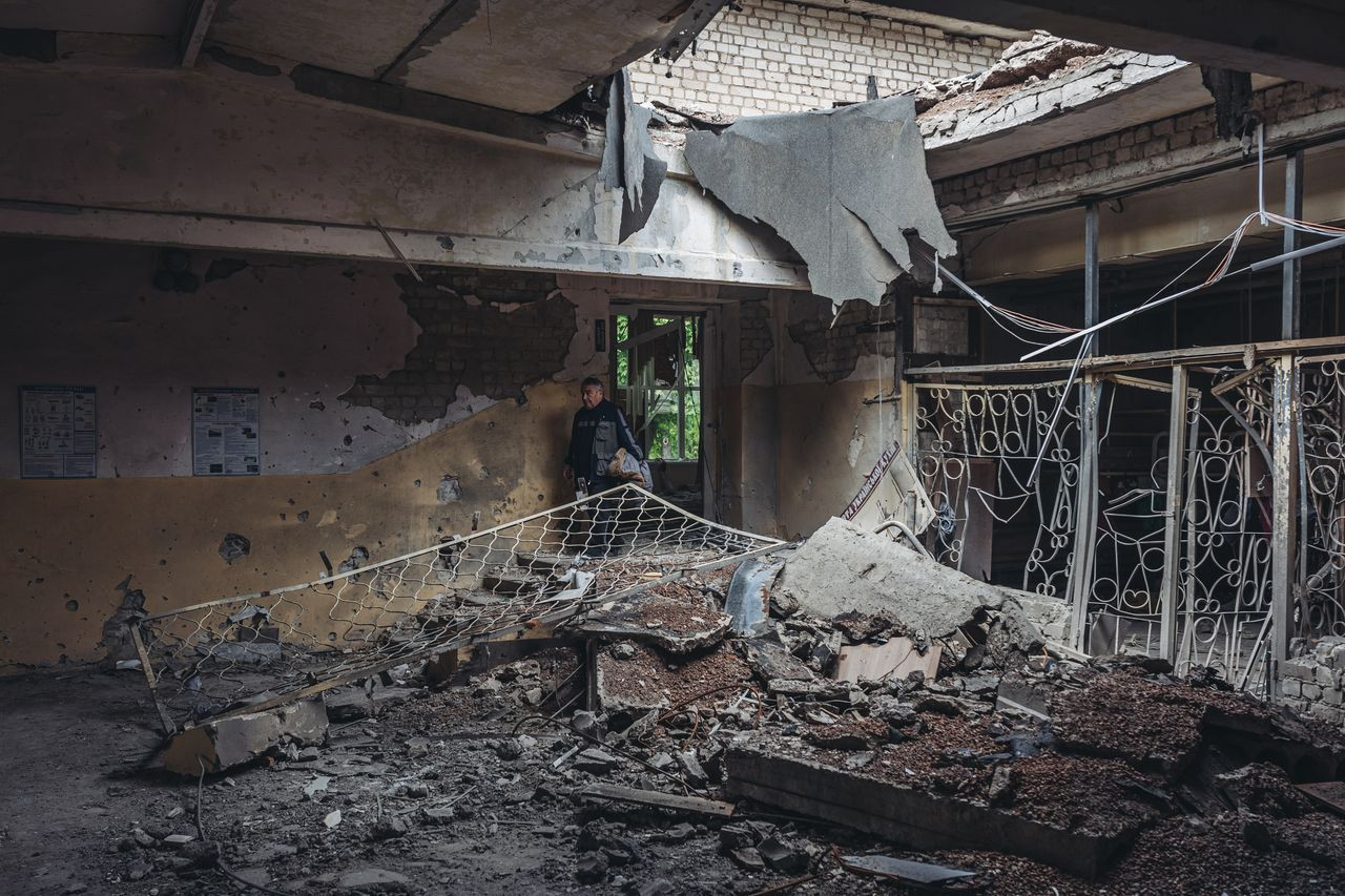 Rusya'nın saldırısı altındaki Ukrayna'da yaşam! Harkiv'de meydana gelen yıkım görüntülendi - Sayfa 5