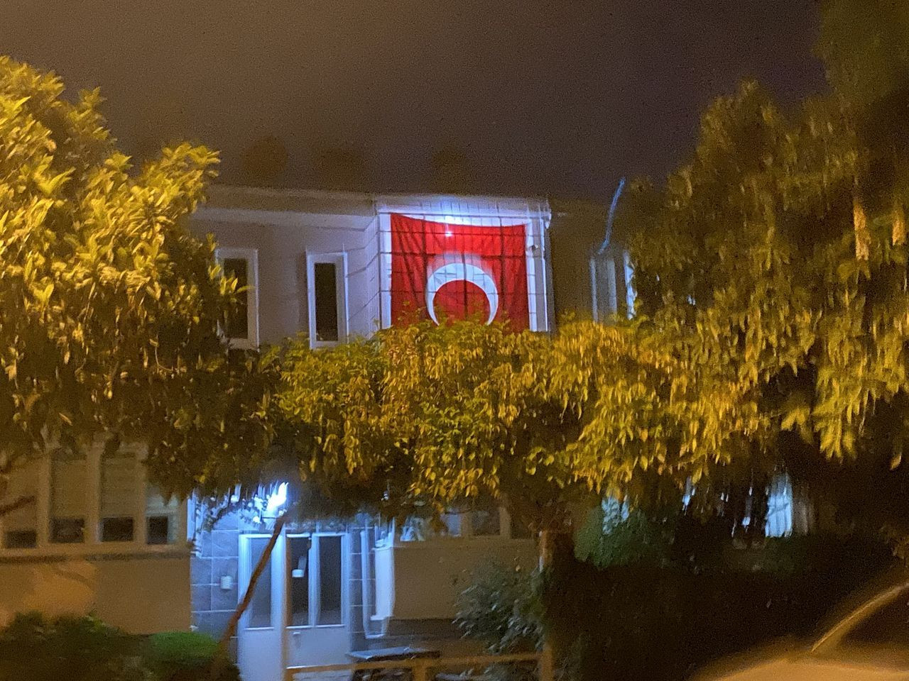 Bursa'ya şehit ateşi düştü! Kovalamacada kamyon altında kalan şehit polis 1 ay önce evlenmiş - Sayfa 5