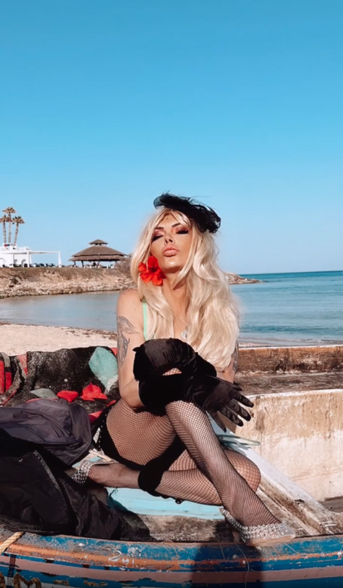 Filiz Akın'a benzemek için estetik operasyon geçiren Seyhan Soylu son haliyle 'yok artık' dedirtti - Sayfa 12