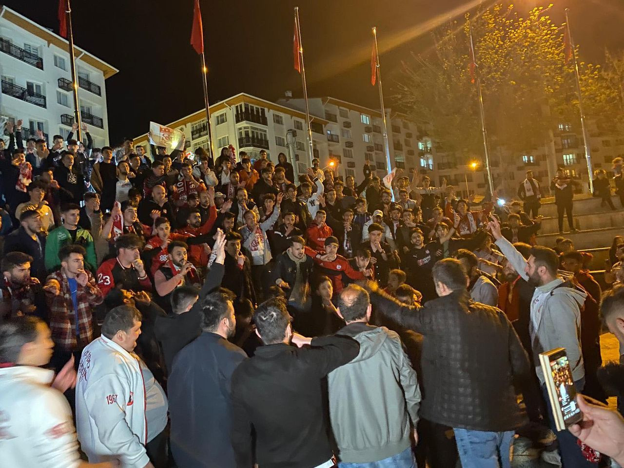 Demir Grup Sivassporlu taraftarların final coşkusu! - Sayfa 5