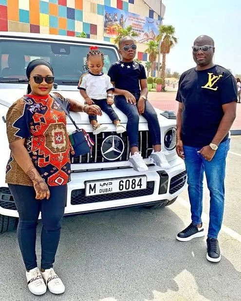 Dünyanın en küçük milyarderi: Mompha Junior'ın babasının 10. yaş günü hediyesi dudak uçuklattı! - Sayfa 8