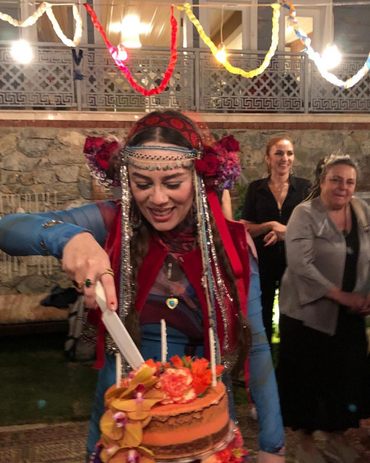 6 aylık hamile olan Demet Evgar kına gecesi düzenledi - Sayfa 12