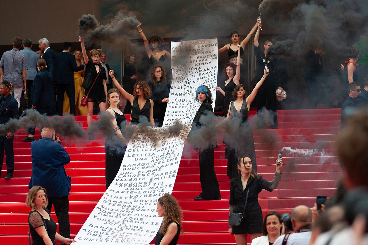 Cannes Film Festivali'nde kadın cinayetleri kırmızı halıda protesto edildi - Sayfa 10