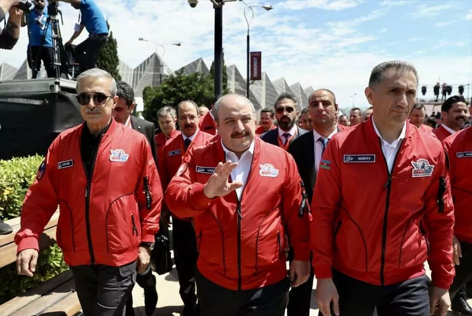 Tarihi anlar: TEKNOFEST Azerbaycan başladı! "Dünyanın en iyisi olabilirsiniz" - Sayfa 17