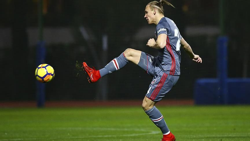 Beşiktaş'a veda eden deneyimli stoper Domagoj Vida'nın Galatasaray'a gideceği öne sürüldü - Sayfa 7
