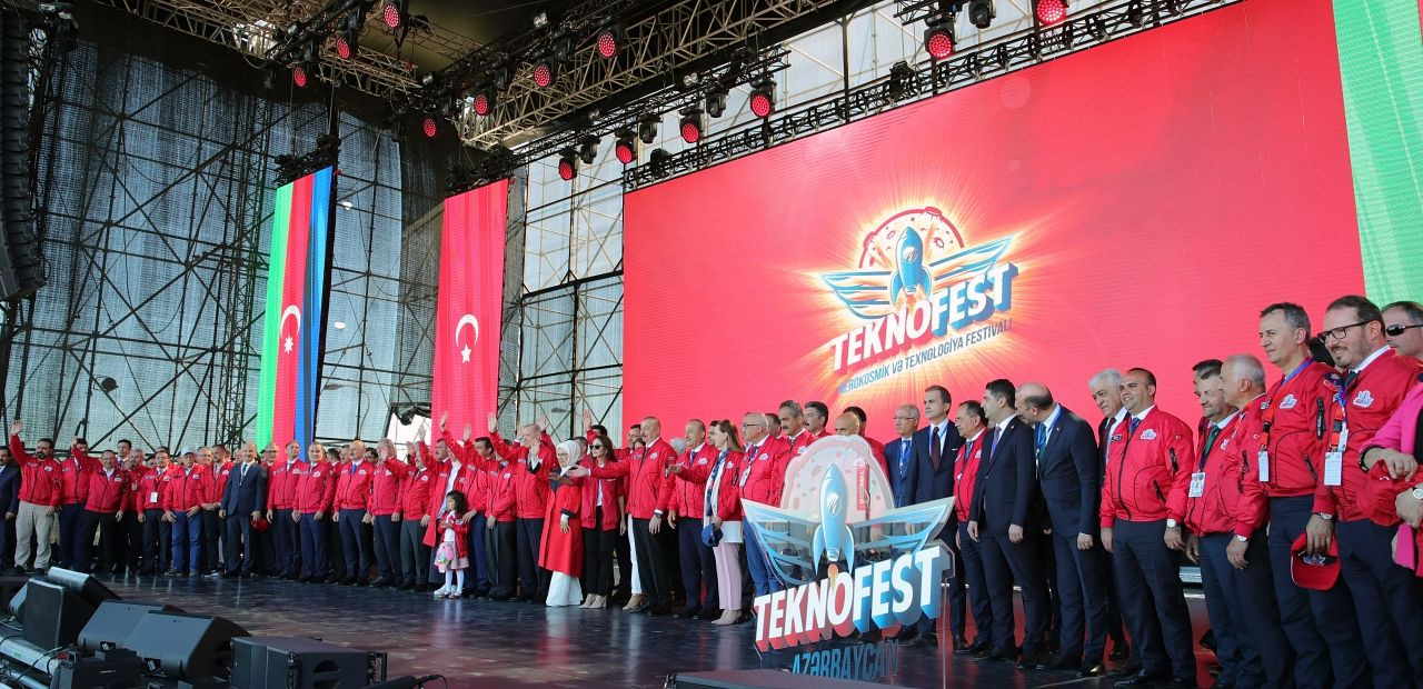 Cumhurbaşkanı Erdoğan ile Aliyev'den sürpriz: Akıncı SİHA'yı birlikte imzaladılar! - Sayfa 8