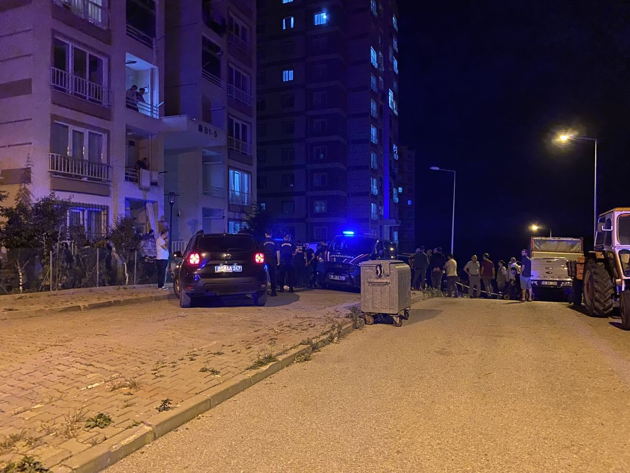 Bursa'da baba cinneti! 7 ve 3 yaşındaki çocuklarını bıçaklayıp, intihar etti - Sayfa 7