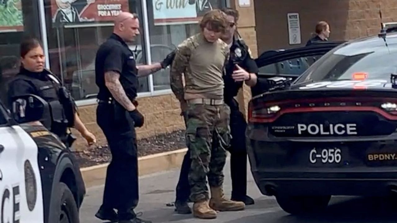 10 kişiyi öldürdüğü saldırıyı Twitch'te yayınlamıştı! Nefret güdümlü yerel terörizmle suçlandı - Sayfa 5