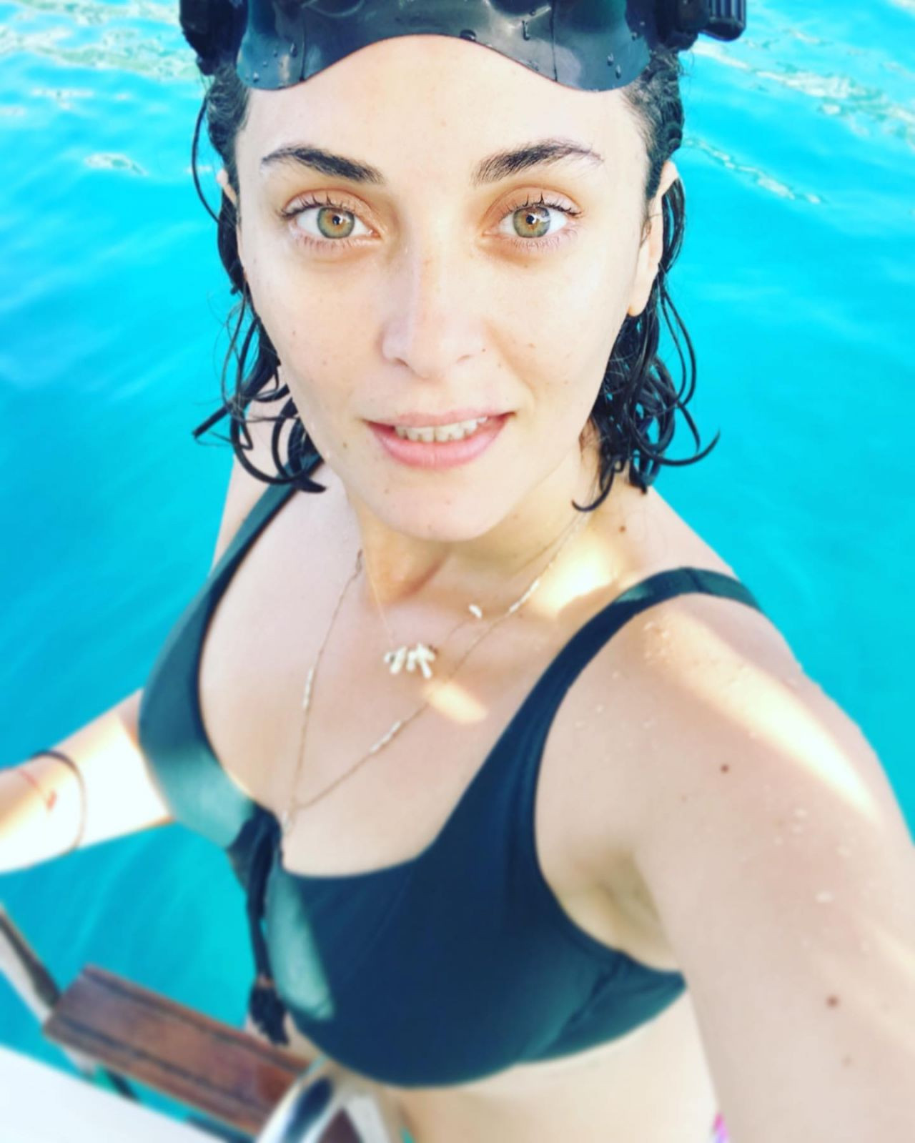 En doğal haliyle objektif karşısına geçti: Aslıhan Gürbüz makyajsız haliyle büyüledi - Sayfa 8