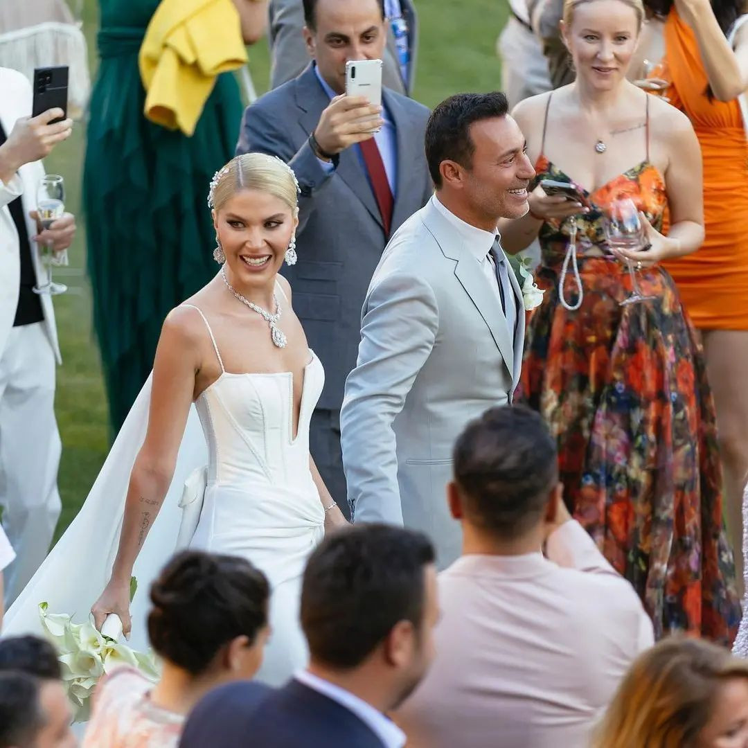 İtalya'da evlenen Mustafa Sandal ile Melis Sütşurup, Marmaris'te düğün yaptı - Sayfa 12