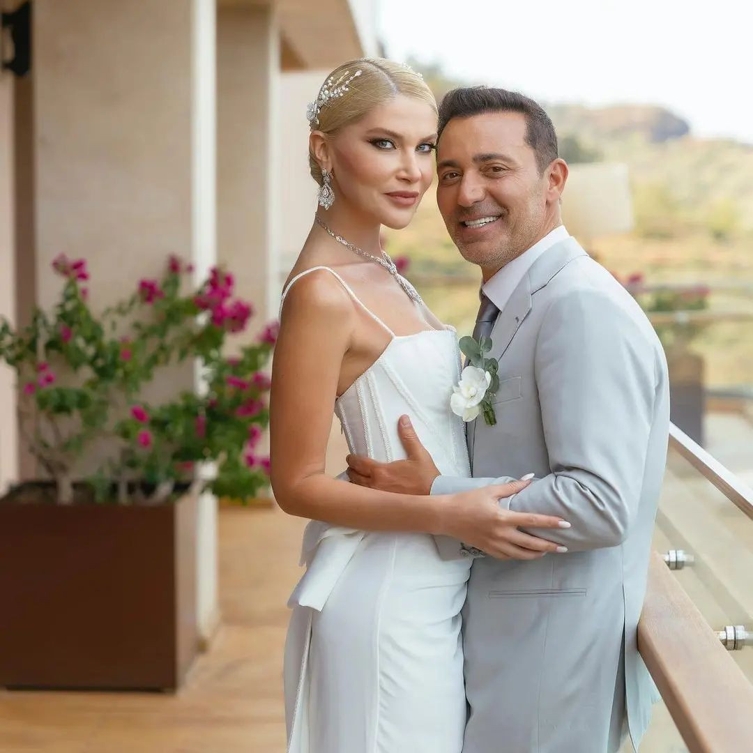 İtalya'da evlenen Mustafa Sandal ile Melis Sütşurup, Marmaris'te düğün yaptı - Sayfa 36