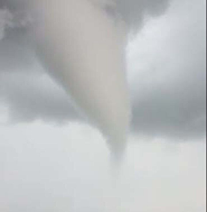 Amasya'da hortum ve sel: Dereler taştı, sokaklar göle döndü! - Sayfa 10