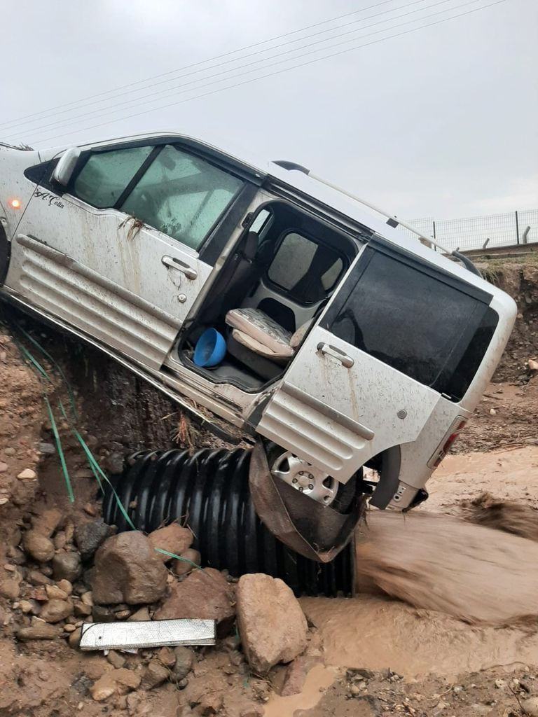 Çadır alanını sel bastı, 30 tarım işçisi canını zor kurtardı - Sayfa 6