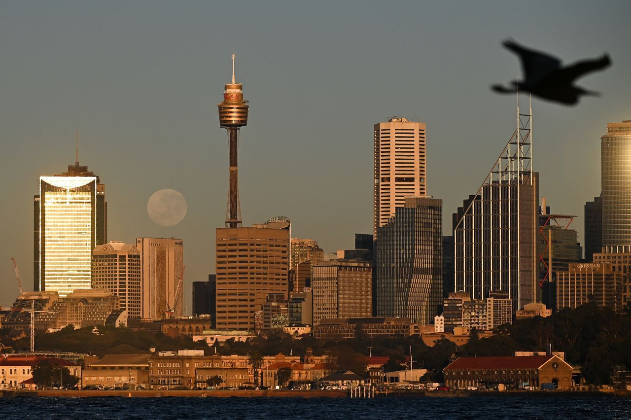 'Süper Ay' nefes kesti! İşte Türkiye ve dünyadan muhteşem dolunay manzaraları - Sayfa 32