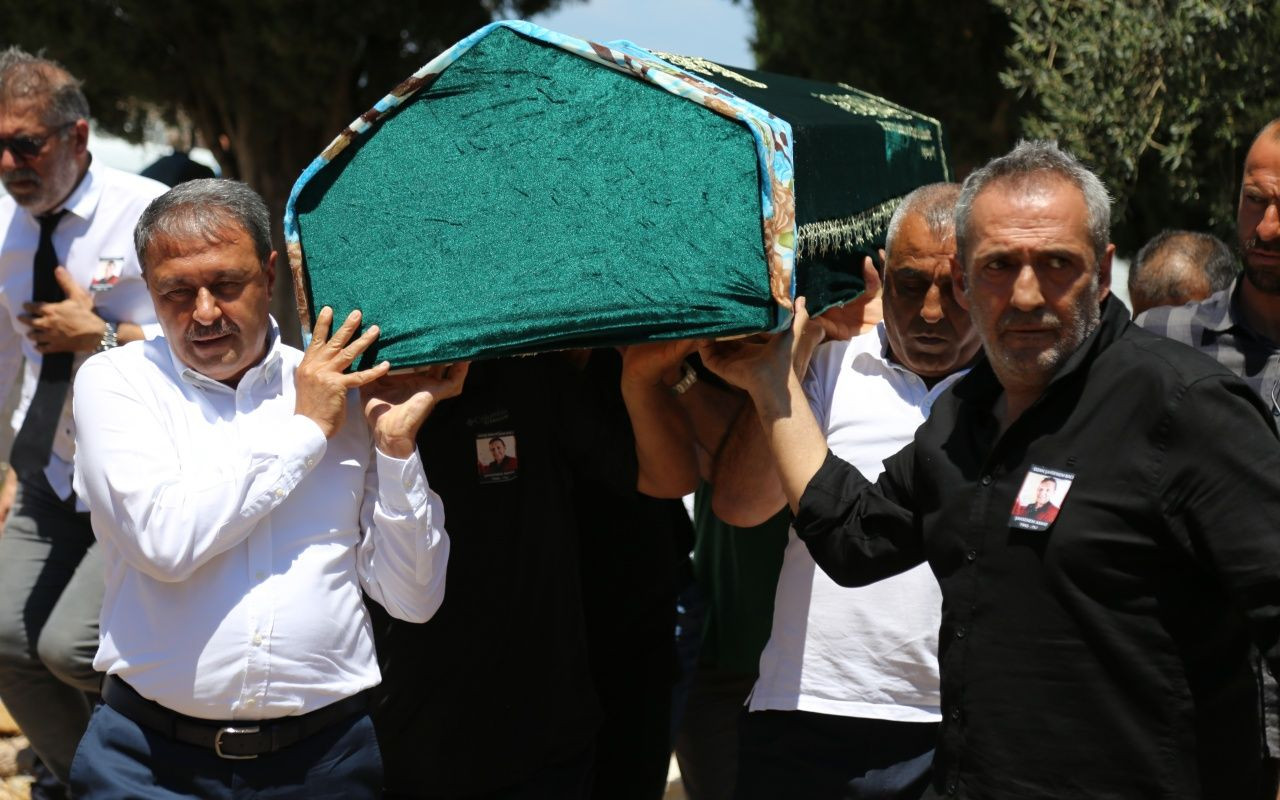 Yavuz Bingöl’ün annesi ve halk ozanı Şahsenem Bacı Ayvalık'ta toprağa verildi - Sayfa 16